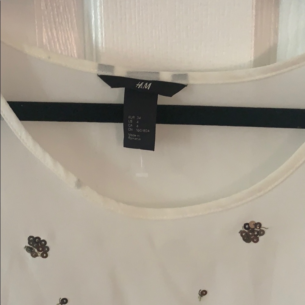 H&M White Sheer Flowy Top With Sequin Pattern - image 3